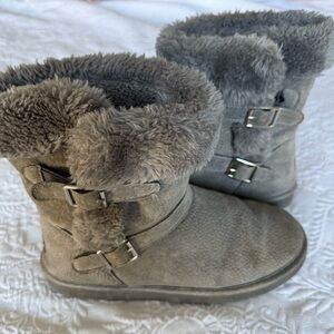 LAM Cozy Gray Faux SuedeFur-Lined Boots with Buckles. Size 8